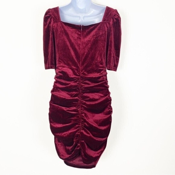 NEW NWT LULUS All The Sass Wine Red Velvet Square Neck Puff Sleeve Dress Large - Picture 5 of 7